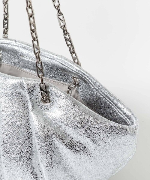 URBAN RESEARCH ROSSO（アーバンリサーチロッソ）の「LE VERNIS　Momo mini bag（ハンドバッグ・レディース・シルバー/ブラック・-）」の11枚目の写真