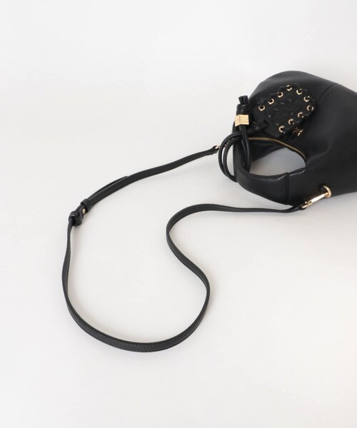 URBAN RESEARCH(アーバンリサーチ)の「GANNI HOBO MINI GRAINED(ハンドバッグ・レディース・BLACK・-)」の6枚目の写真