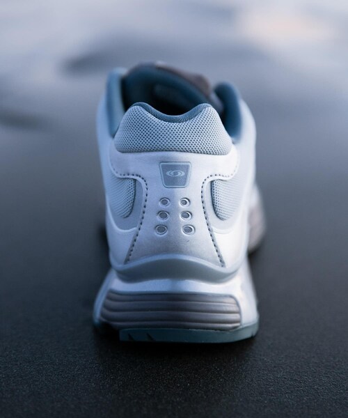 URBAN RESEARCH(アーバンリサーチ)の「『26-30サイズ』SALOMON EXCLUSIVE XT-WHISPER(スニーカー・メンズ・F/I/D GRAY・26/26.5/27/27.5/28/28.5/29/30)」の4枚目の写真