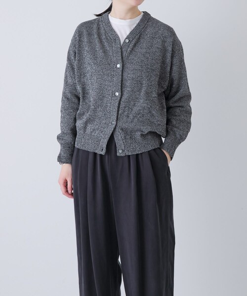 かぐれ（カグレ）の「ドライコットンVネックカーディガン（ニット/セーター・レディース・GRAY/CHARCOAL・Free）」の14枚目の写真