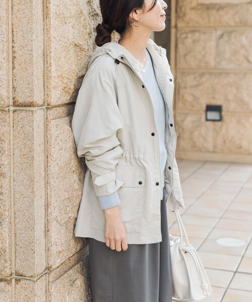 URBAN RESEARCH DOORS（アーバンリサーチドアーズ）の「『WEB/一部店舗限定カラー』ナイロンマウンテンパーカー（マウンテンパーカー・レディース・L.BEIGE/LIME/NAVY/BLACK・S/M）」の20枚目の写真