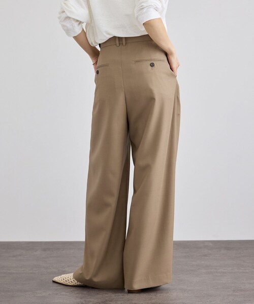 ADAM ET ROPE'(アダムエロペ)の「ウーステッドツイルタックパンツ / セットアップ対応(その他パンツ・レディース・チャコール/ベージュ系・M/S)」の13枚目の写真
