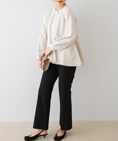 URBAN RESEARCH ROSSO（アーバンリサーチロッソ）の「F by ROSSO　ペプラムカットプルオーバー（Tシャツ/カットソー・レディース・ECRU/BLACK・FREE）」の10枚目の写真