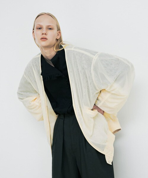 LAATO（ラート）の「organdy blouson（ブルゾン・レディース・インク/クリーム・FREE）」の5枚目の写真