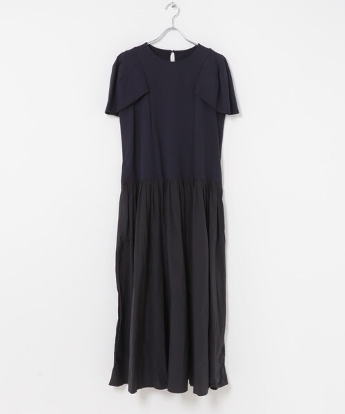 URBAN RESEARCH ROSSO（アーバンリサーチロッソ）の「Mewl　ペタルスリーブドッキングワンピース（ワンピース・レディース・BLACK/NAVY・Free）」の19枚目の写真