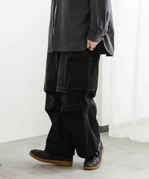 SENSE OF PLACE by URBAN RESEARCH（センスオブプレイスバイアーバンリサーチ）の「デニムカーゴパンツ（デニムパンツ・メンズ・BLUE/BLACK・M/L）」の6枚目の写真