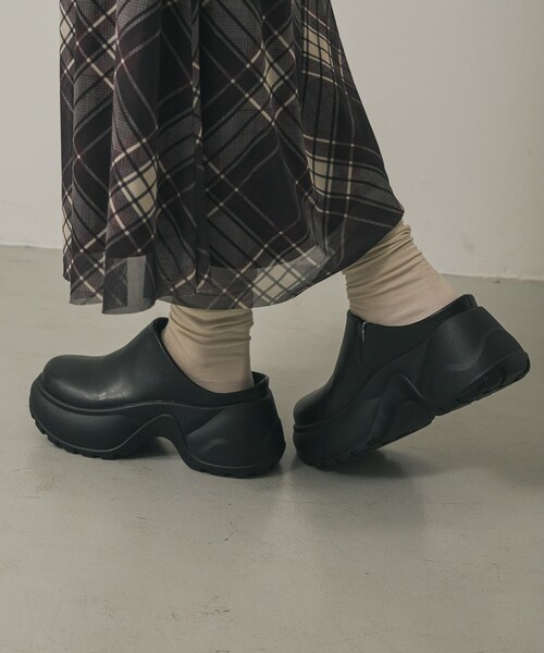 SENSE OF PLACE by URBAN RESEARCH（センスオブプレイスバイアーバンリサーチ）の「ボリュームソールサボサンダル（サンダル・レディース・BLACK/BROWN/CAMEL・S/M/L/XL）」の6枚目の写真