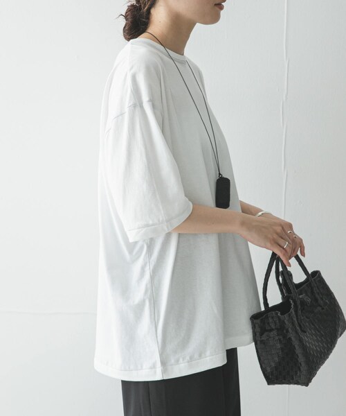 URBAN RESEARCH（アーバンリサーチ）の「HANES　リバーシブルTシャツ by THE DODO JEAN（Tシャツ/カットソー・レディース・WHITE/BLACK/RED・S/M/L）」の10枚目の写真