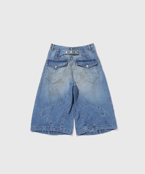 ADAM ET ROPE'（アダムエロペ）の「【NVRFRGT/ネヴァーフォーゲット】3D TWISTED JORTS（デニムパンツ・メンズ・ブルー系・1/2）」の14枚目の写真