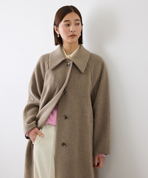 ROPE'(ロペ)の「カシミヤブレンドリバーステンカラーコート(ロング丈)(ステンカラーコート・レディース・ダークブラウン/ベージュ系・F)」の11枚目の写真