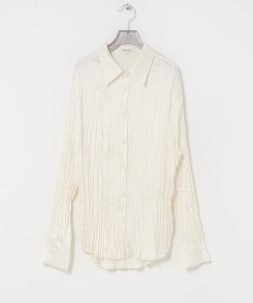 URBAN RESEARCH（アーバンリサーチ）の「Studio Doe　SATIN PLEATED SHIRTS（シャツ/ブラウス・レディース・BLACK/GREY/CREAM・S/M）」の5枚目の写真