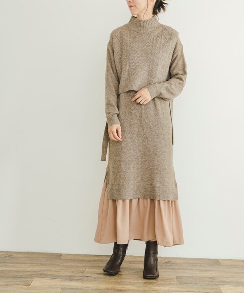 ITEMS URBANRESEARCH（アイテムズ アーバンリサーチ）の「ニットベストセットワンピース（ワンピース・レディース・GRY/L.BRN・FREE）」の14枚目の写真
