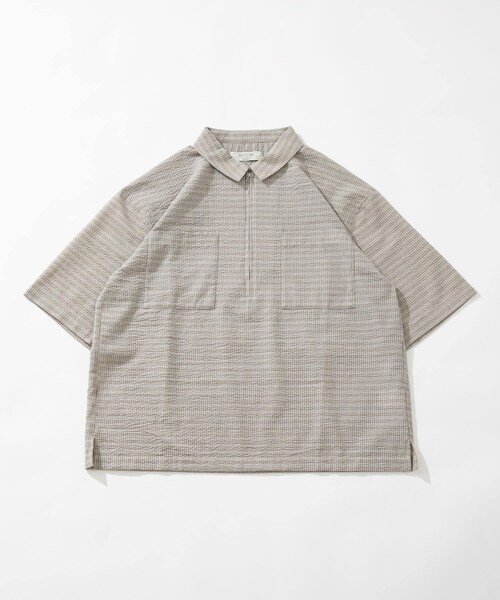 URBAN RESEARCH Sonny Label(アーバンリサーチサニーレーベル)の「シアサッカーハーフジッププルオーバー(シャツ/ブラウス・メンズ・ベージュ/ブルー・M/L)」の3枚目の写真