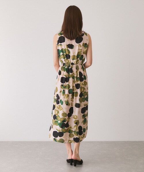 Jayro（ジャイロ）の「アソート柄シャーリングワンピース（ワンピース・レディース・ブラック系/グリーン/ネイビー系・38）」の18枚目の写真