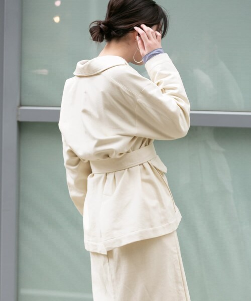 KBF（ケイビーエフ）の「KBF+　ミリタリーテーラードジャケット（ミリタリージャケット・レディース・KHAKI/OFF・one）」の4枚目の写真