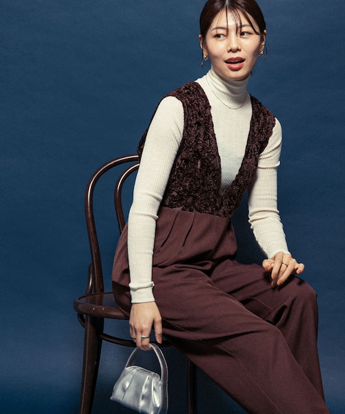 URBAN RESEARCH ROSSO（アーバンリサーチロッソ）の「F by ROSSO　モールレース切替オールインワン（サロペット/オーバーオール・レディース・BROWN/BLACK・36/38）」の2枚目の写真