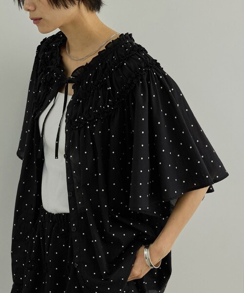 ADAM ET ROPE'(アダムエロペ)の「【WEB先行販売】【crinkle crinkle crinkle】別注ドットコットンブラウス(シャツ/ブラウス・レディース・ブラック系・F)」の12枚目の写真