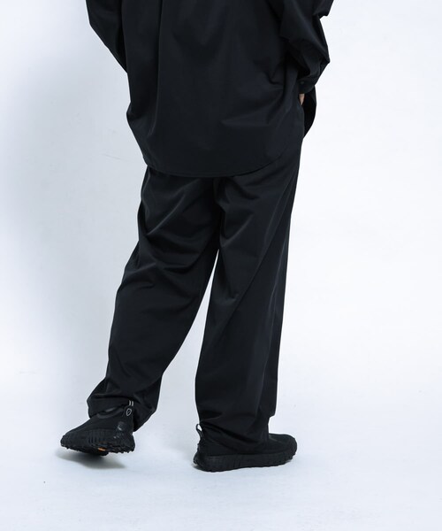 EKAL（エカル）の「SOLOTEXツイルイージートラウザー（その他パンツ・メンズ・ネイビー/ブラック・M/L）」の22枚目の写真