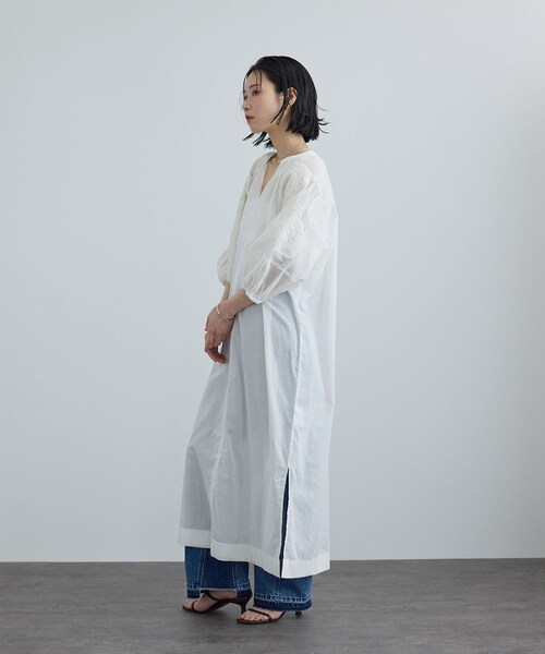 ADAM ET ROPE'(アダムエロペ)の「【WEB限定】ネット刺繍レースワンピース(ワンピース・レディース・ブラック/オフホワイト・F)」の6枚目の写真