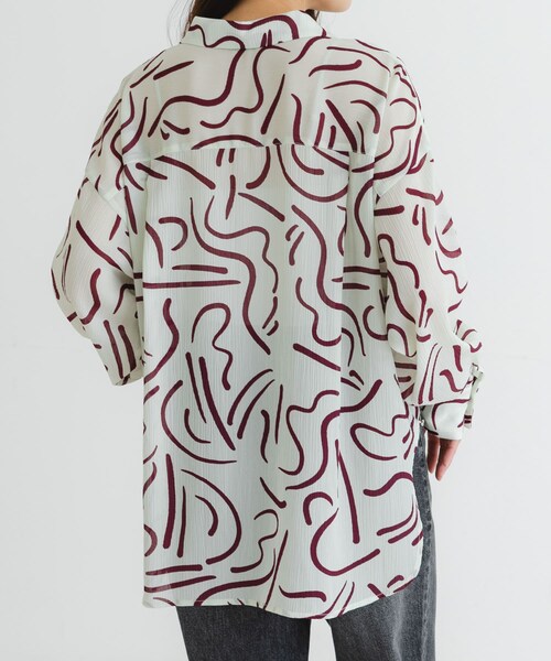 URBAN RESEARCH（アーバンリサーチ）の「『イージーケア』ドローイングアートプリントシャツ（シャツ/ブラウス・レディース・GREEN/RED・FREE）」の21枚目の写真