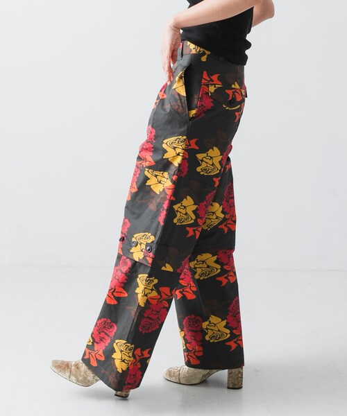 URBAN RESEARCH(アーバンリサーチ)の「COGNOMEN W.FANTASISTA FLOWER PANTS(その他パンツ・レディース・ORANGE/CHARCOAL・S/M)」の8枚目の写真