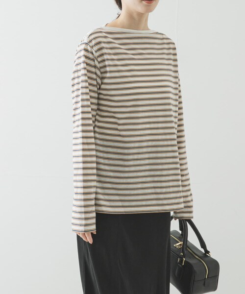 URBAN RESEARCH(アーバンリサーチ)の「マルチボーダー2WAYカットソー(Tシャツ/カットソー・レディース・RED/BEIGE/OFF WHITE・Free)」の7枚目の写真