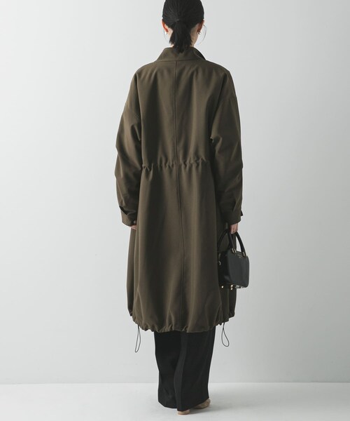 URBAN RESEARCH（アーバンリサーチ）の「『WEB限定』インナーダウン付スタンドカラーロングコート（テーラードジャケット・レディース・BLACK/KHAKI・Free）」の21枚目の写真