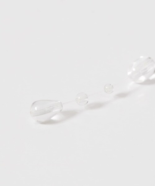 KBF（ケイビーエフ）の「シズクピアス（ピアス（両耳用）・レディース・CLEAR/KHAKI・One）」の18枚目の写真