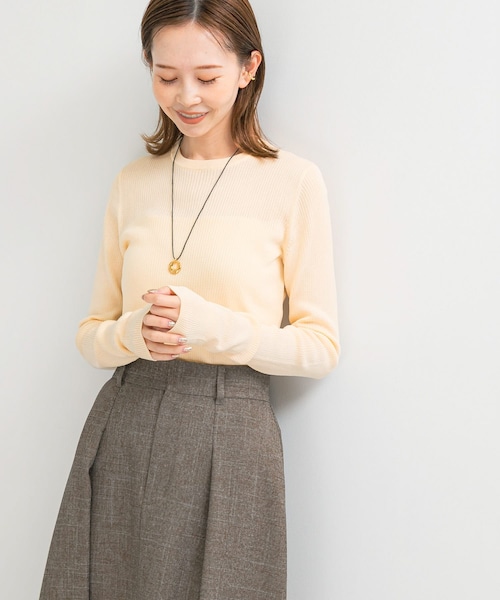 URBAN RESEARCH ROSSO（アーバンリサーチロッソ）の「シルク混リブデザインニット（ニット/セーター・レディース・WHITE/CREAM/GRAY/D/NAVY・FREE）」の2枚目の写真