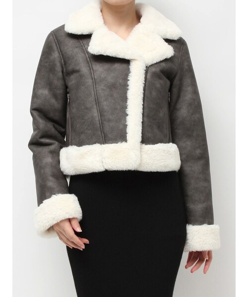 RESEXXY（リゼクシー）の「ヴィンテージライクフェイクファーブルゾン（ブルゾン・レディース・ブラウン/ベージュ・F）」の3枚目の写真