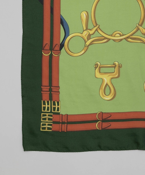 ROPE'（ロペ）の「ROPE'アーカイブパターンシルクスカーフ/Lサイズ（バンダナ/スカーフ・レディース・オフホワイト/ベージュ系/モスグリーン/ピンク系/ホワイト・F）」の5枚目の写真