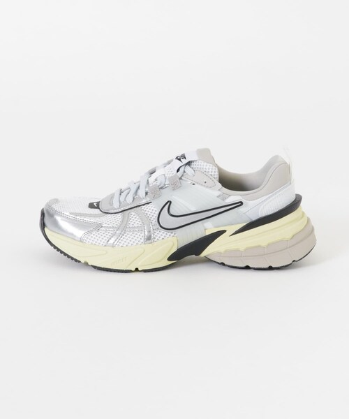 URBAN RESEARCH ROSSO（アーバンリサーチロッソ）の「NIKE　ウィメンズ V2K ラン（スニーカー・レディース・ホワイトシルバー・23/23.5/24/24.5/25）」の4枚目の写真