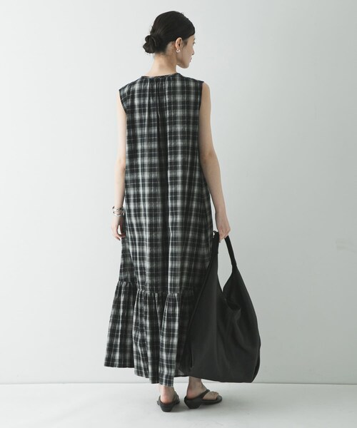 URBAN RESEARCH（アーバンリサーチ）の「サッカーチェックワンピース（ワンピース・レディース・BLACK/NAVY・Free）」の9枚目の写真