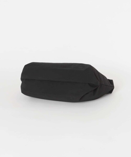 URBAN RESEARCH DOORS(アーバンリサーチドアーズ)の「ウォッシャブルミニショルダー(ショルダーバッグ・レディース・BLACK/L.BEIGE・One)」の6枚目の写真