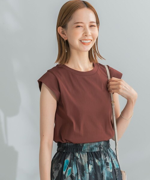 URBAN RESEARCH ROSSO（アーバンリサーチロッソ）の「フレンチTシャツ（Tシャツ/カットソー・レディース・BROWN/OFFWHITE/CHARCOAL/BLACK/TURQUOISE/PINK・FREE）」の7枚目の写真