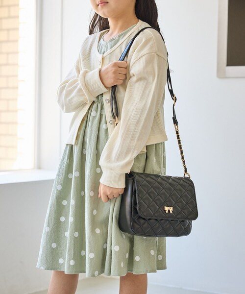 ROPE' PICNIC(ロペピクニック)の「【KIDS/キッズ】キルティング合皮ショルダーバッグ(ショルダーバッグ・キッズ・ブラック/キナリ・F)」の4枚目の写真