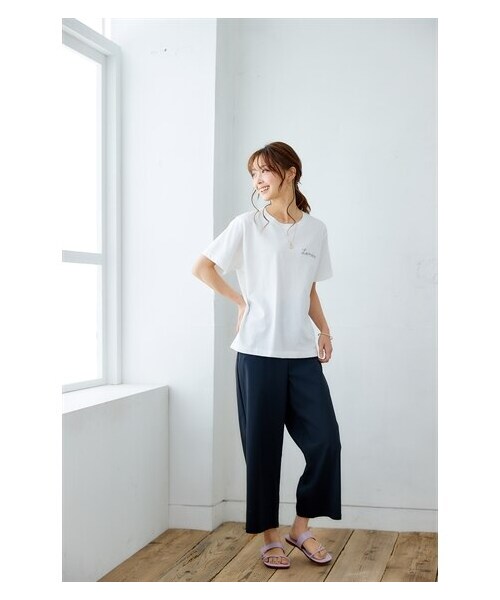 nissen（ニッセン）の「【接触冷感・UVカット】綿１００％ワンポイントTシャツ（Tシャツ/カットソー・レディース・チャコール/アイス杢/ベージュ/オフホワイト/ミント/チャコールグレー(胸筆記ロゴ)/ベージュ(胸筆記ロゴ)/モカ(胸筆記ロゴ)/オフホワイト(中心筆記ロゴ)/ベージュ(中心フレンチロゴ)/チャコールグレー(胸大人ロゴ)・S/M/L/LL/3L/4L/5L/6L/8L/10L）」の14枚目の写真