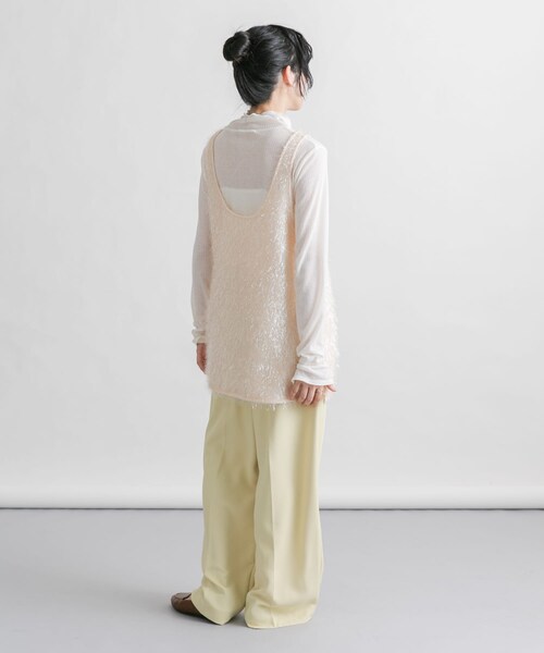 KBF（ケイビーエフ）の「グリッターフェザータンクトップ（タンクトップ・レディース・SILVER/IVORY・one）」の10枚目の写真
