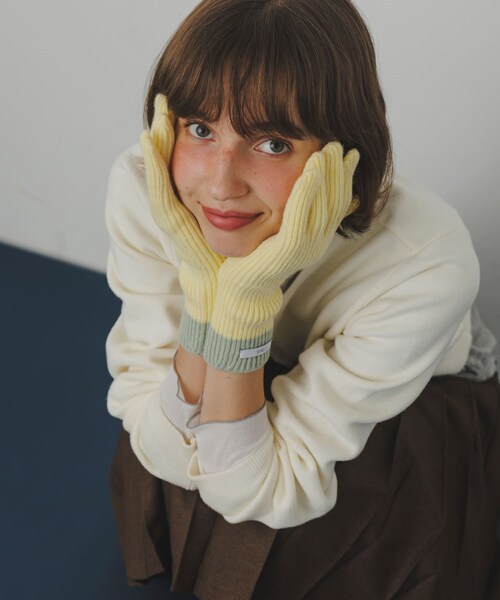 SMELLY（スメリー）の「バイカラーホールタッチグローブ（ベルト・レディース・GRY/YEL/RED/BLK・-）」の22枚目の写真