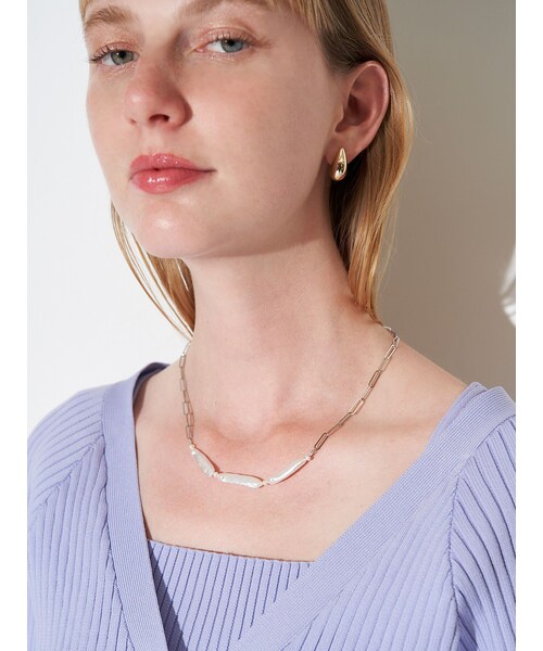 ELENDEEK（エレンディーク）の「STICK PEARL NECKLACE（ネックレス・レディース・シルバー/ゴールド・F）」の3枚目の写真