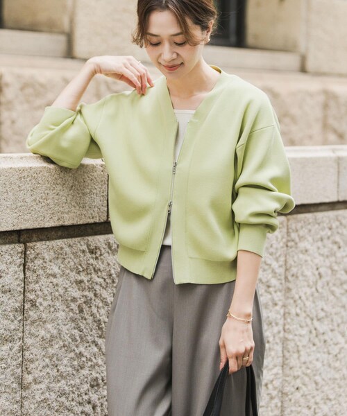 URBAN RESEARCH DOORS（アーバンリサーチドアーズ）の「『仁村紗和さん着用』『UR TECH Renew Knit』VネックZIPカーディガン（カーディガン/ボレロ・レディース・OFF/PINK/PISTACHIO/NAVY・Free）」の17枚目の写真