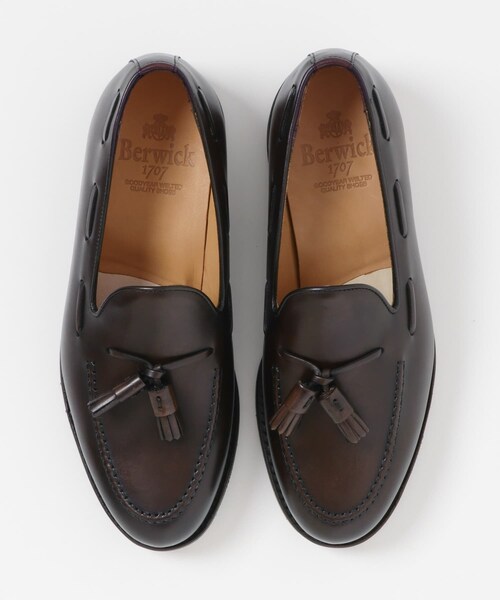 URBAN RESEARCH DOORS（アーバンリサーチドアーズ）の「Berwick　タッセルローファー（ドレスシューズ・メンズ・DARK BROWN・5.5/6/6.5/7/7.5）」の4枚目の写真