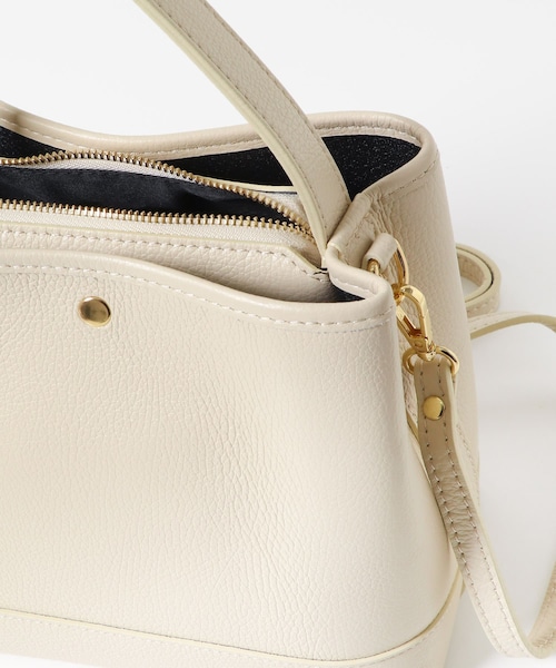 URBAN RESEARCH ROSSO（アーバンリサーチロッソ）の「AULENTTI　スクエアBAG（ハンドバッグ・レディース・LATTE/FUXIA/MOKA・-）」の8枚目の写真