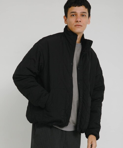 URBAN RESEARCH Sonny Label（アーバンリサーチサニーレーベル）の「リバーシブルスタンドブルゾン（ブルゾン・メンズ・ブラック/ネイビー・M/L/XL）」の3枚目の写真