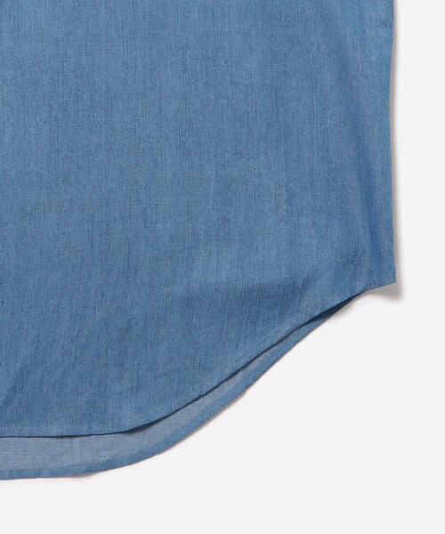 Saturdays NYC(サタデーズ ニューヨークシティ )の「Luca Chambray SS Shirt(シャツ/ブラウス・レディース・ブルー・L/M/S/XL)」の13枚目の写真