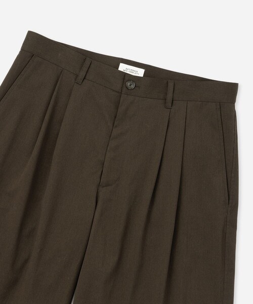Saturdays NYC(サタデーズ ニューヨークシティ )の「Feliz Two Tuck Walk Short(その他パンツ・レディース・ブラック/オリーブ・L/M/S/XL)」の20枚目の写真