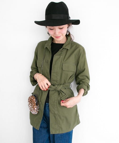 URBAN RESEARCH（アーバンリサーチ）の「ベルト付ミリタリージャケット（ミリタリージャケット・レディース・KHAKI/CAMO・FREE）」の7枚目の写真