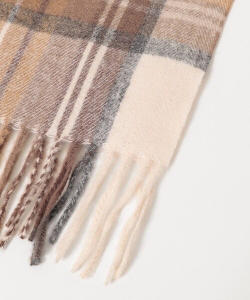 SENSE OF PLACE by URBAN RESEARCH（センスオブプレイスバイアーバンリサーチ）の「チェックフリンジストール（マフラー・レディース・BLK×GRY/BRN×BEG/RED×BRN・One）」の12枚目の写真
