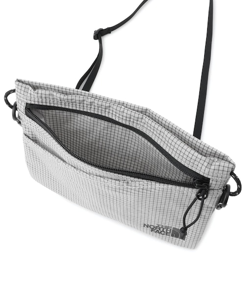 ROPE' PICNIC(ロペピクニック)の「【THE NORTH FACE/ザ・ノース・フェイス】RAFTER POUCH S SP(ショルダーバッグ・レディース・ブラック/ライトグレー・F)」の18枚目の写真