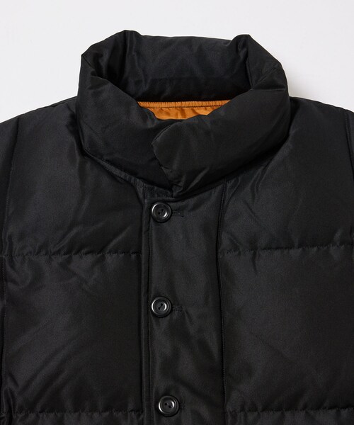 ADAM ET ROPE'（アダムエロペ）の「【Eddie Bauer / エディー・バウアー】Kara Koram Vest（ダウンベスト・メンズ・ベージュ/ブラック・M/XL/L）」の8枚目の写真